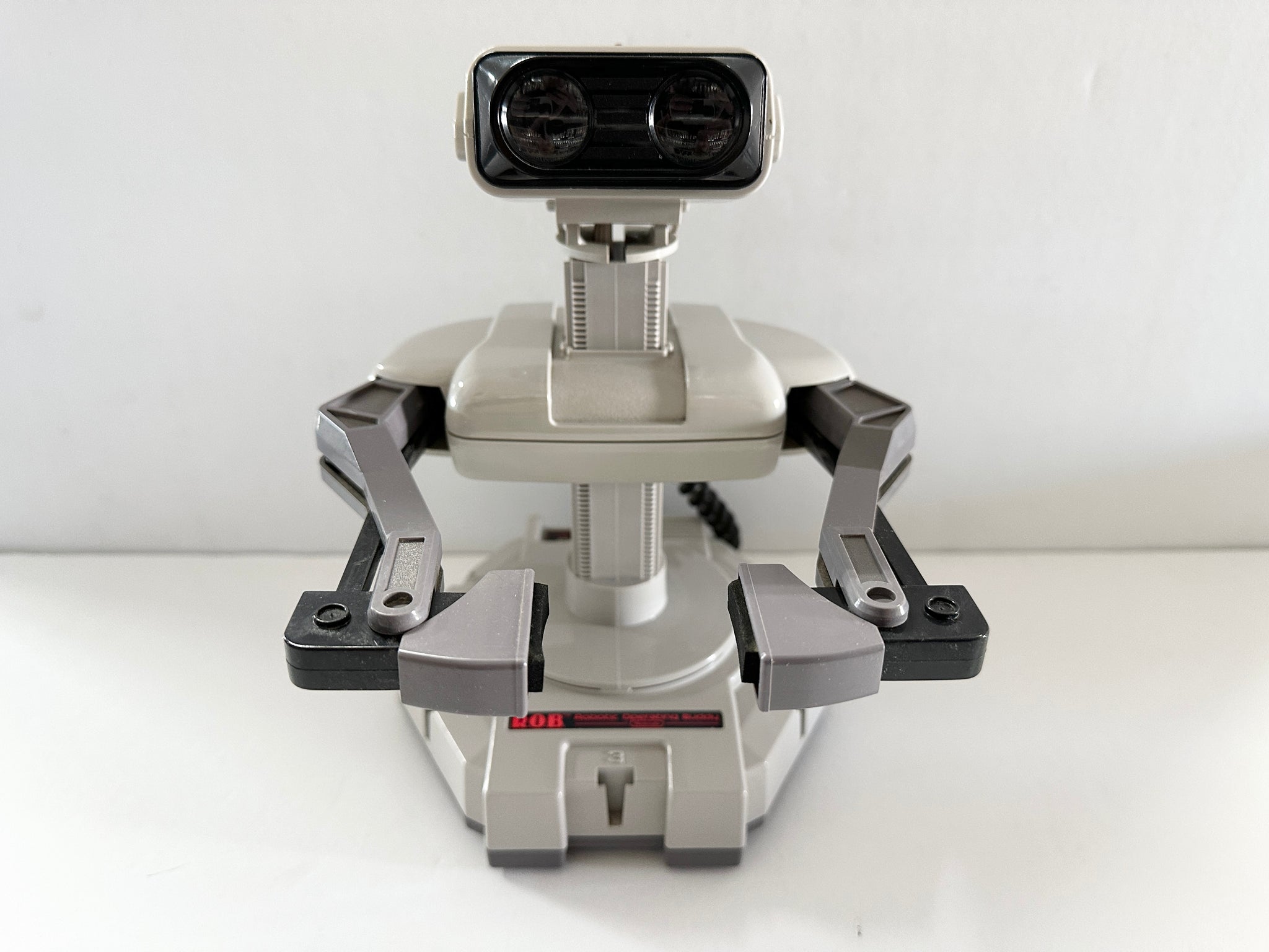 Nintendo NES R.O.B. Rob the Robot Robotic Operating Buddy PREOWNED No Box